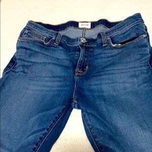 Hudson like new condition skinny jeans